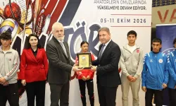 Van’da amatör spora katkı sağlayan Mehmet Tosun’a anlamlı plaket!