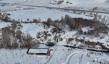 Van’ın beyaz cennetinden seyirlik kar manzaraları!
