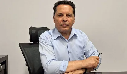 Vanlı eski belediye başkanı CHP'den Yeni Parti’ye geçti!