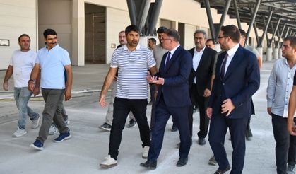 Van’da sebze halinin bitmesine sayılı günler kaldı!