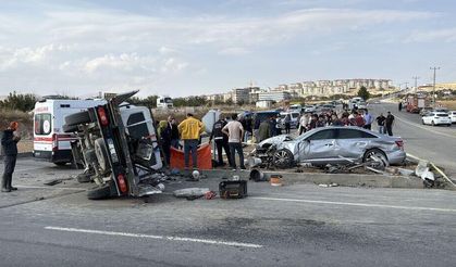 MHP'li milletvekili ve il başkanının bulunduğu konvoyda kaza: 1 kişi hayatını kaybetti!