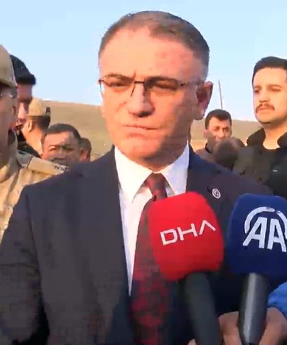 Van Valisi Ozan Balcı kaza yerine gitti