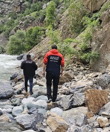 Hakkari'de derede kaybolan genci arama çalışmaları 7. gününde de sürdü