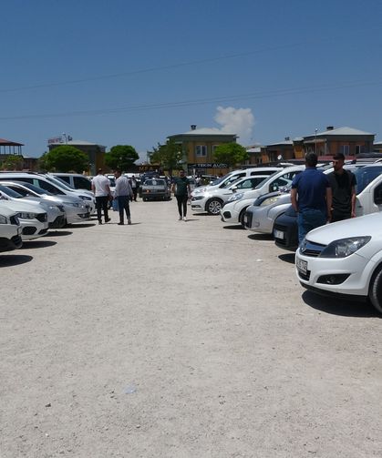 Van’da ikinci el araç piyasası ne durumda, fiyatlar düşecek mi? İşte ikinci elde son durum