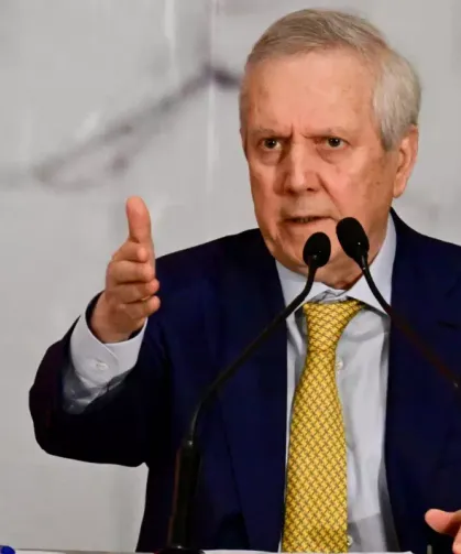 Aziz Yıldırım, Fenerbahçe Başkan adaylığı kararını verdi!