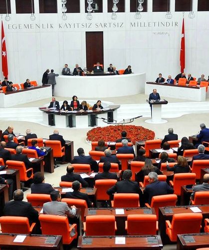 Türkiye’de milyonlarca sosyal medya hesabı kapatılacak! Bu kişilere sosyal medya yasaklandı