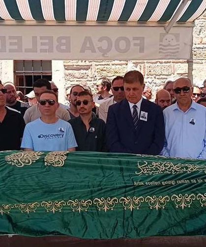 Eski belediye başkanının oğlu son yolculuğuna uğurlandı