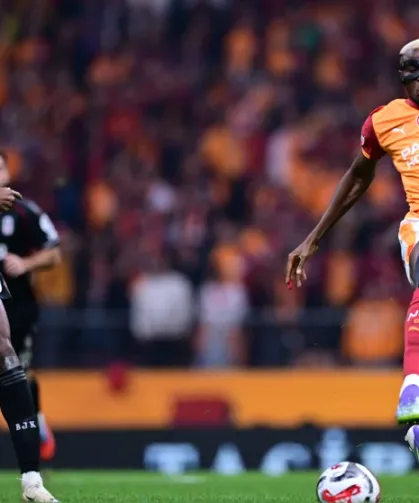 Beşiktaş - Galatasaray derbisinin tarihi ve saati belli oldu!