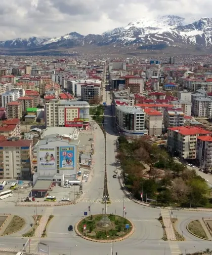 Van'daki o köyde heyecanlı bekleyiş: Gizemli gölün sırrı çözülecek!