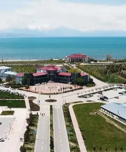 Van YYÜ’de bir ilk!
