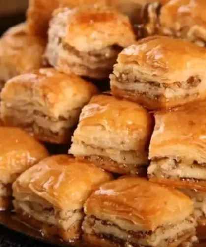 Hazırını unutturacak: Püf noktalarıyla bayram baklavası tarifi