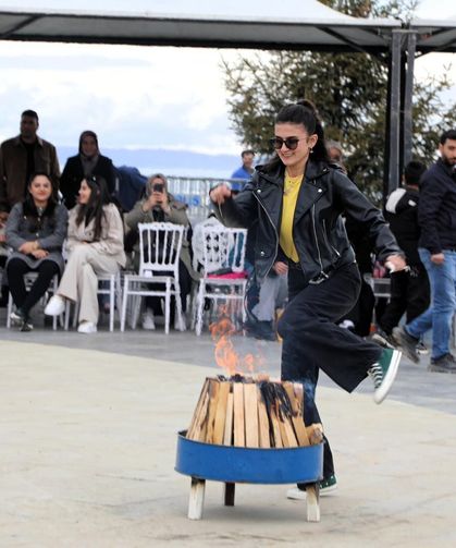 İki bayram bir arada: Van’da nevruz coşkusu!