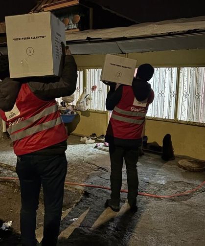 Van’da ihtiyaç sahibi ailelere gıda desteği!