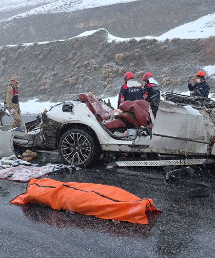 Van’daki kazada ölü sayısı arttı: 6 aylık bebek hayatını kaybetti!