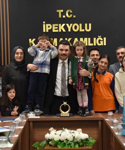 Van’da kitap seferberliği meyvelerini veriyor: 20 kişi ödüllendirildi