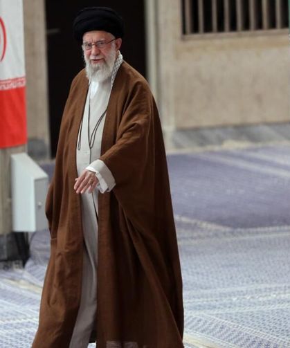 Hamaney'in kızı, damadı, torunu ve gelini hayatını kaybetti!