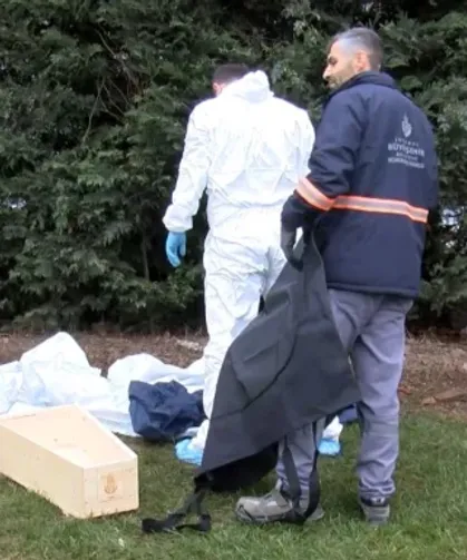 Yol kenarında yeni doğmuş bebeğin cansız bedeni bulundu!