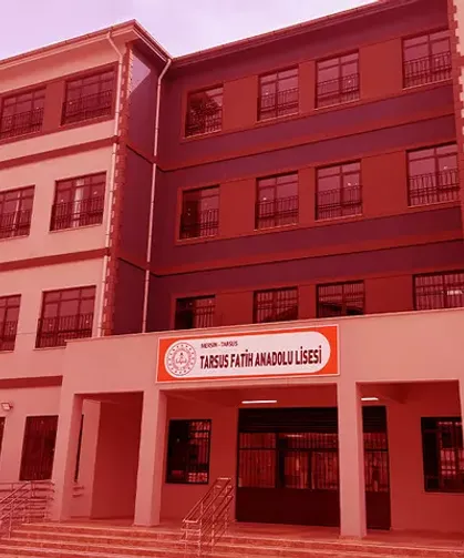 Urfa ve Maraş'ın ardından bir ilde daha saldırı faciasının eşiğinden dönüldü: Öğrenci okulda silahla yakalandı!