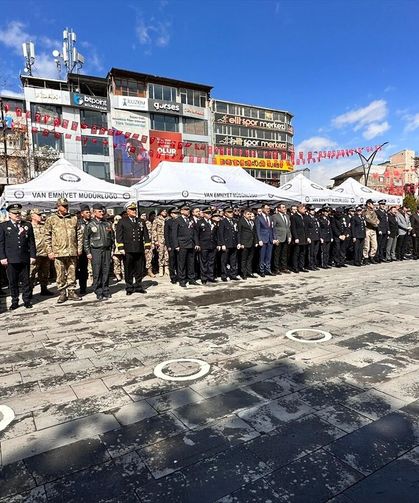 Türk Polis Teşkilatı'nın 181. kuruluş yılı Van'da coşkuyla kutlandı!