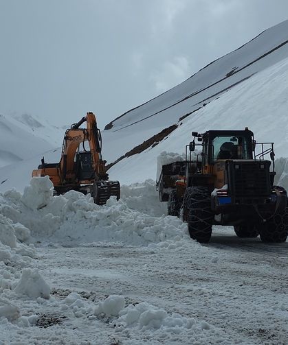 Van’da 3,5 ay sonra ilk kazma vuruldu!
