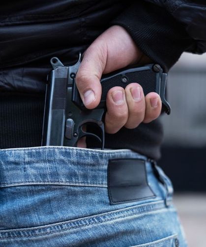 Kardeş kavgası kanlı bitti! Tartıştığı kardeşini tabanca ile öldürdü