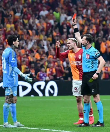 Galatasaray derbisinde kırmızı kart gören Ederson’un cezası açıklandı!