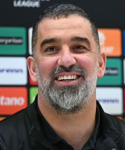 Arda Turan yeni sezonda çalıştıracağı takımı resmen açıkladı