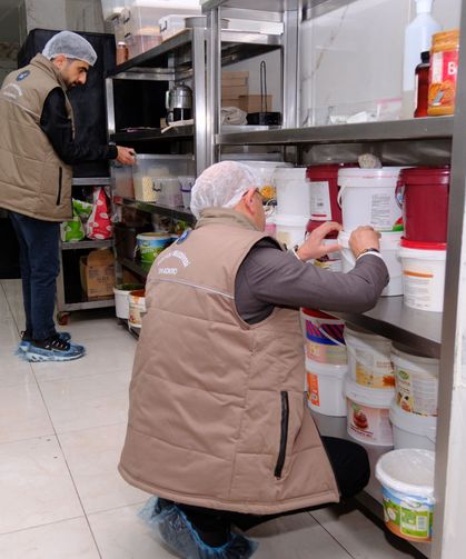 İpekyolu’nda bayram öncesi sıkı denetim: Tatlı ve gıda işletmeleri mercek altında!