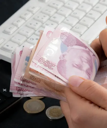 Memur ve emekli maaşına ne kadar zam gelecek? Uzman isim zam oranını açıkladı!