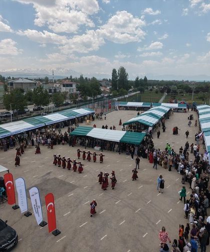 Vanlı kadınların el emeği ürünleri bu sergide!