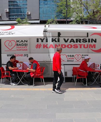 Van'da kan bağışı rekoru: 183 bin hastaya umut oldu!