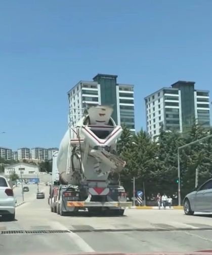 Asfalta beton döken firmaya dudak uçuklatan ceza!