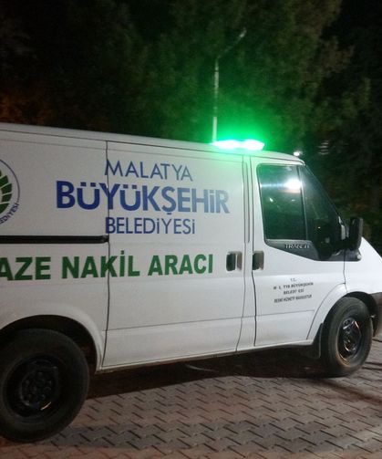 19 yaşındaki gençten acı haber: Evinde başından silahla vurulmuş halde bulundu