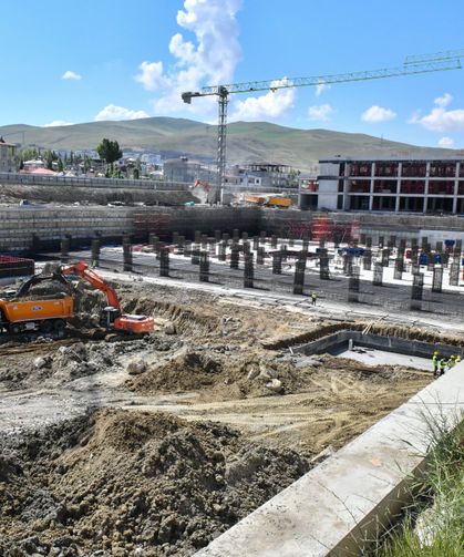 Van’da 800 yataklı hastane için çalışmalar hız kazandı!