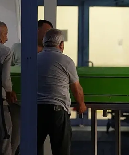 Kayıp ihbarının ardından korkunç gerçek! Babasını öldürüp tuvalete gömdü!