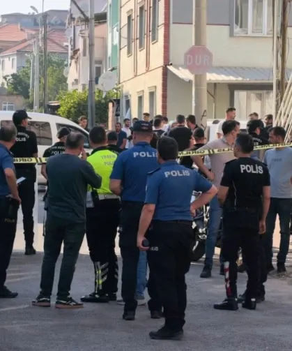 Husumetli gruplar arasında silahlı kavga: Çok sayıda yaralı ve gözaltı var!