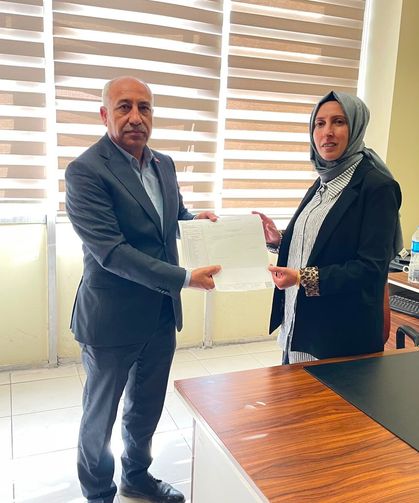 MHP Van İl Başkanı Güngöralp mazbatasını alarak göreve başladı!