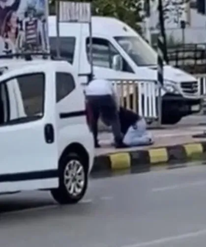Sokak ortasında husumetlisine defalarca kez ateş ederek öldürdü!