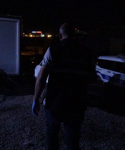 İş yerinde iki grup arasında silahlı kavga: Yaralı var!