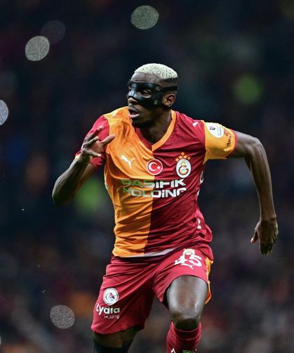 Osimhen için yeni karar: Dev maçta geri dönüyor!
