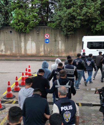 Hakkari dahil 16 ile şafak baskını! 6 milyar TL’lik yasa dışı bahis ağı çökertildi