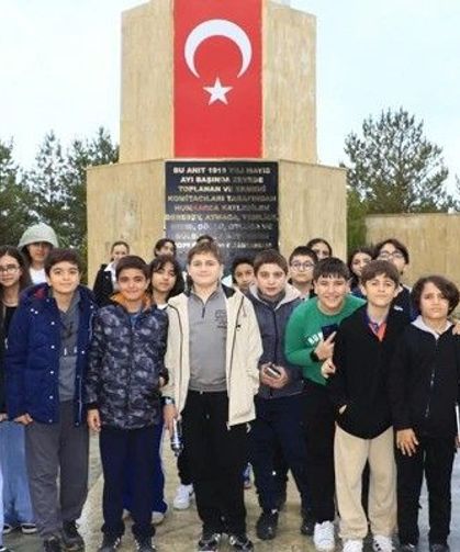 Vanlı öğrenciler kentin tarihi ve turistik mekanlarını gezdi!