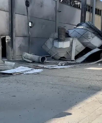 Metal fabrikasında patlama: 3'ü ağır, 7 işçi yaralandı!