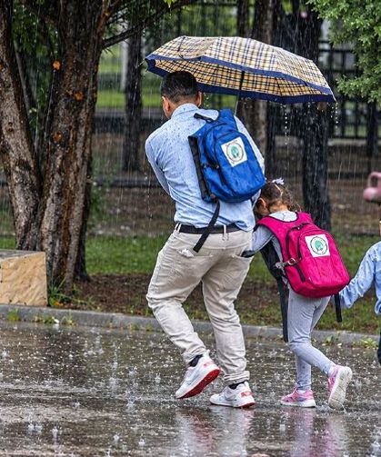 İstanbul’da 19 Ekim Pazartesi okullar tatil mi? İstanbul Valisi Davut Gül açıkladı!