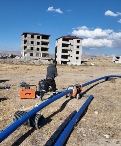 Van’da yeni yerleşim alanlarına içme su hattı
