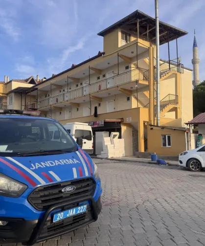 Esrarengiz olay! Yaşlı çift pansiyon odasında ölü bulundu