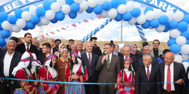 Van Tuşba'da parkı olmayan mahalle kalmadı!