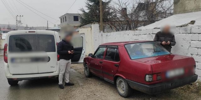 Van'da 3 otomobil çalan hırsızlar yakalandı!