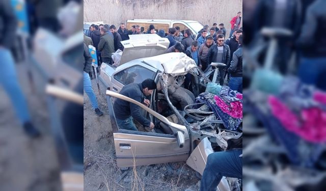 Van - İran sınırında korkunç kaza! 3'ü Türk 4 kişi hayatını kaybetti! İşte kazada ölenlerin isimleri