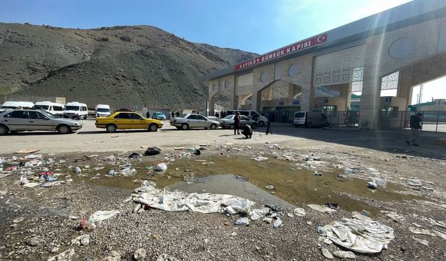 Van'ın Ortadoğu'ya açılan sınır kapısı 'Kapıköy' yine pislik içinde!